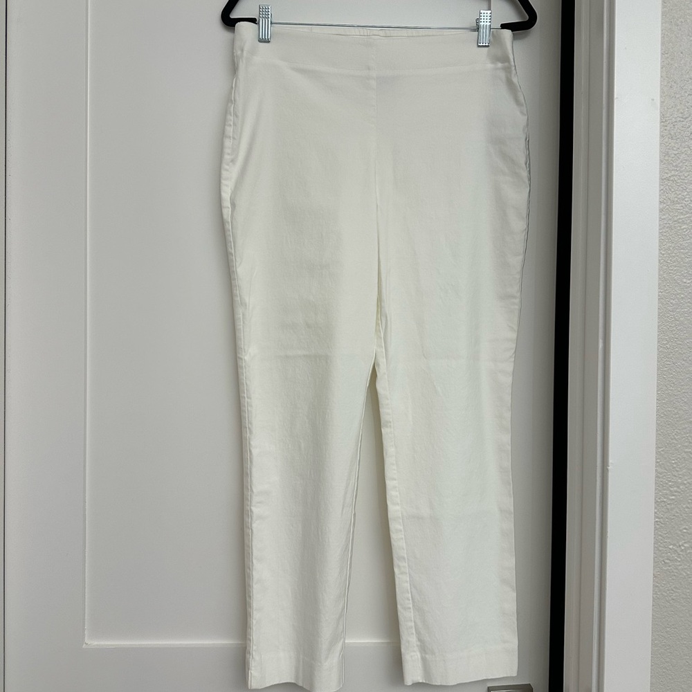 Chico's Classic White Cropped Pants
